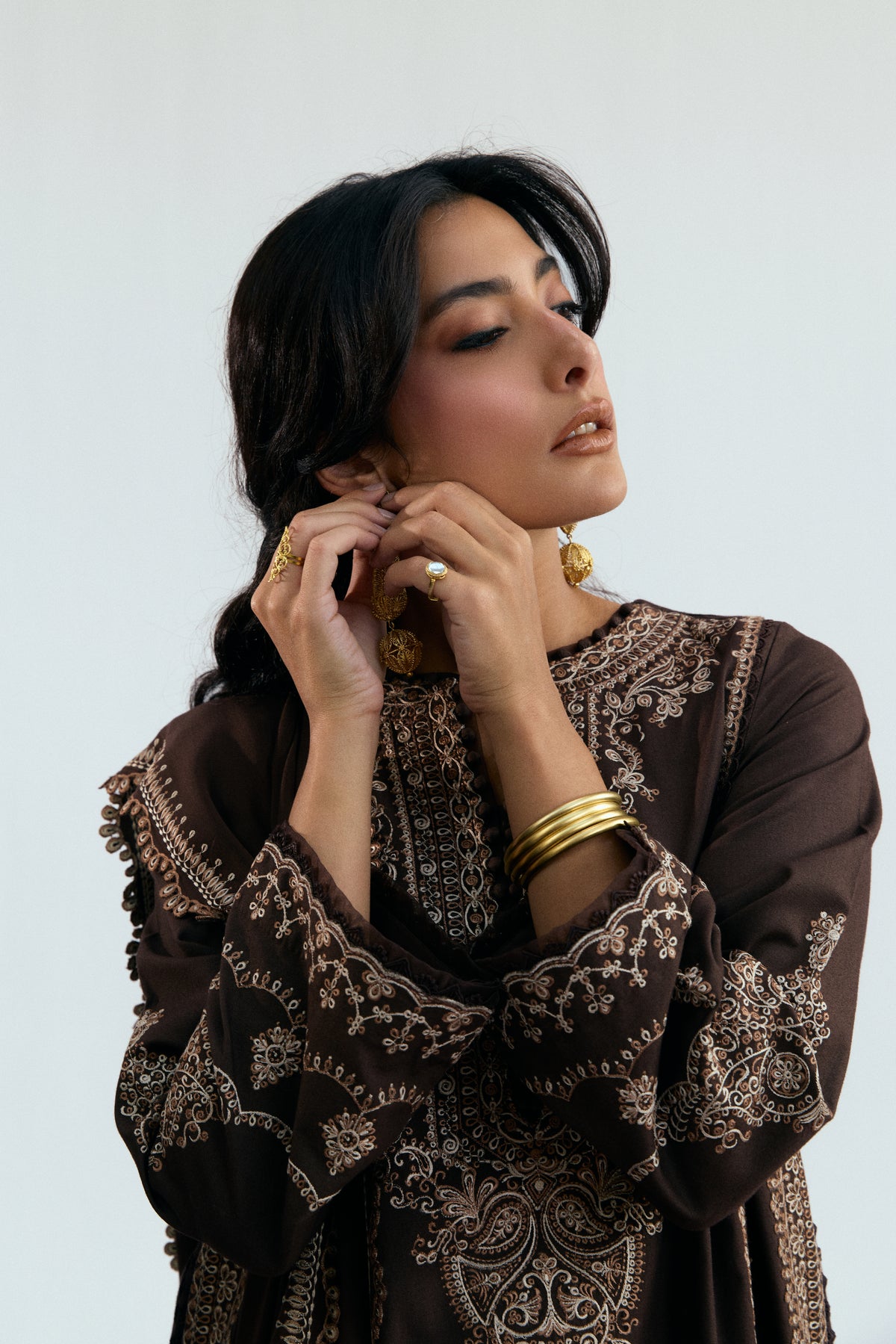 ready to wear pakistani heavy khaddar kameez with embroidered shawl