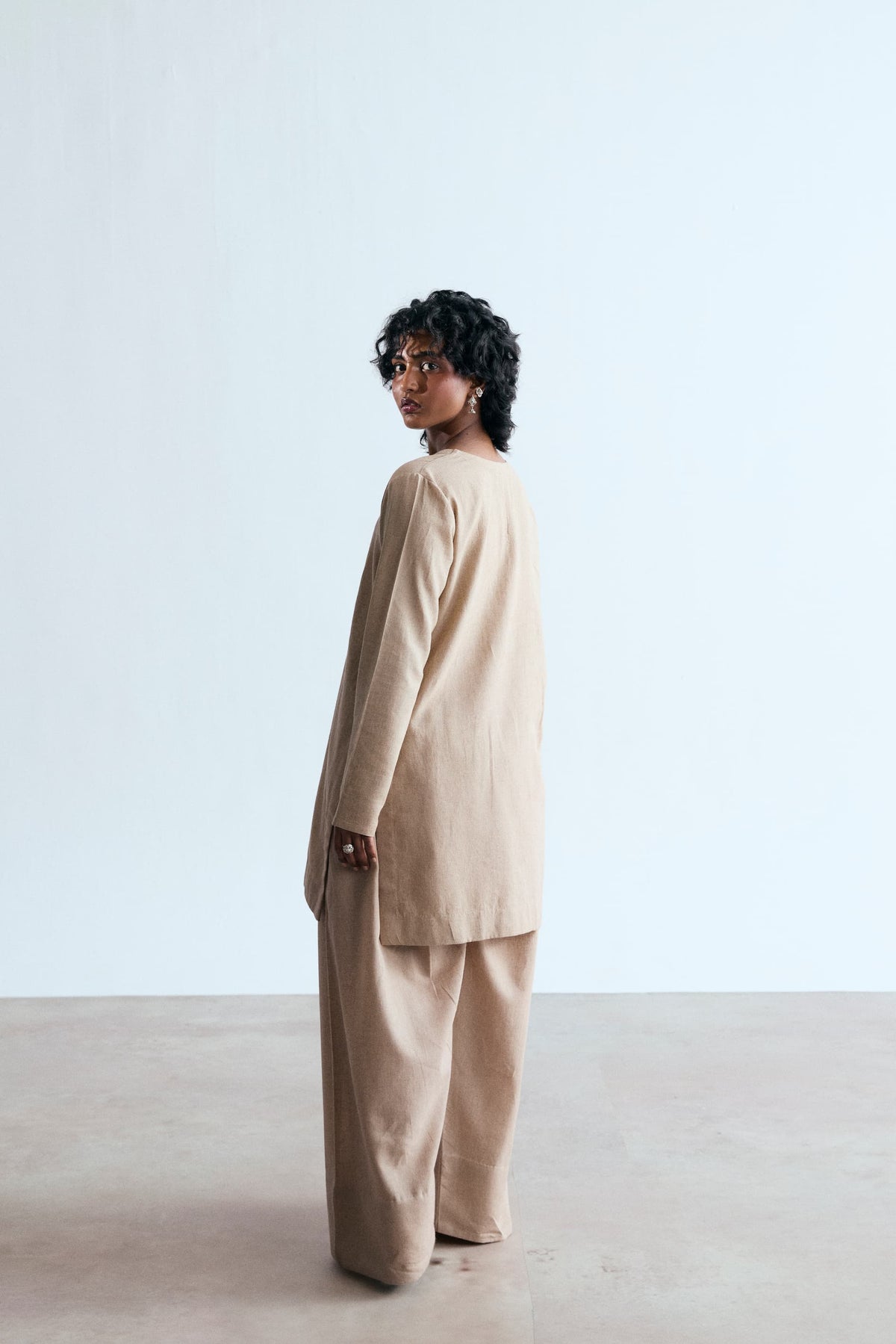 Pakistani minimalist kurta outfit women designer daily wear clothing
