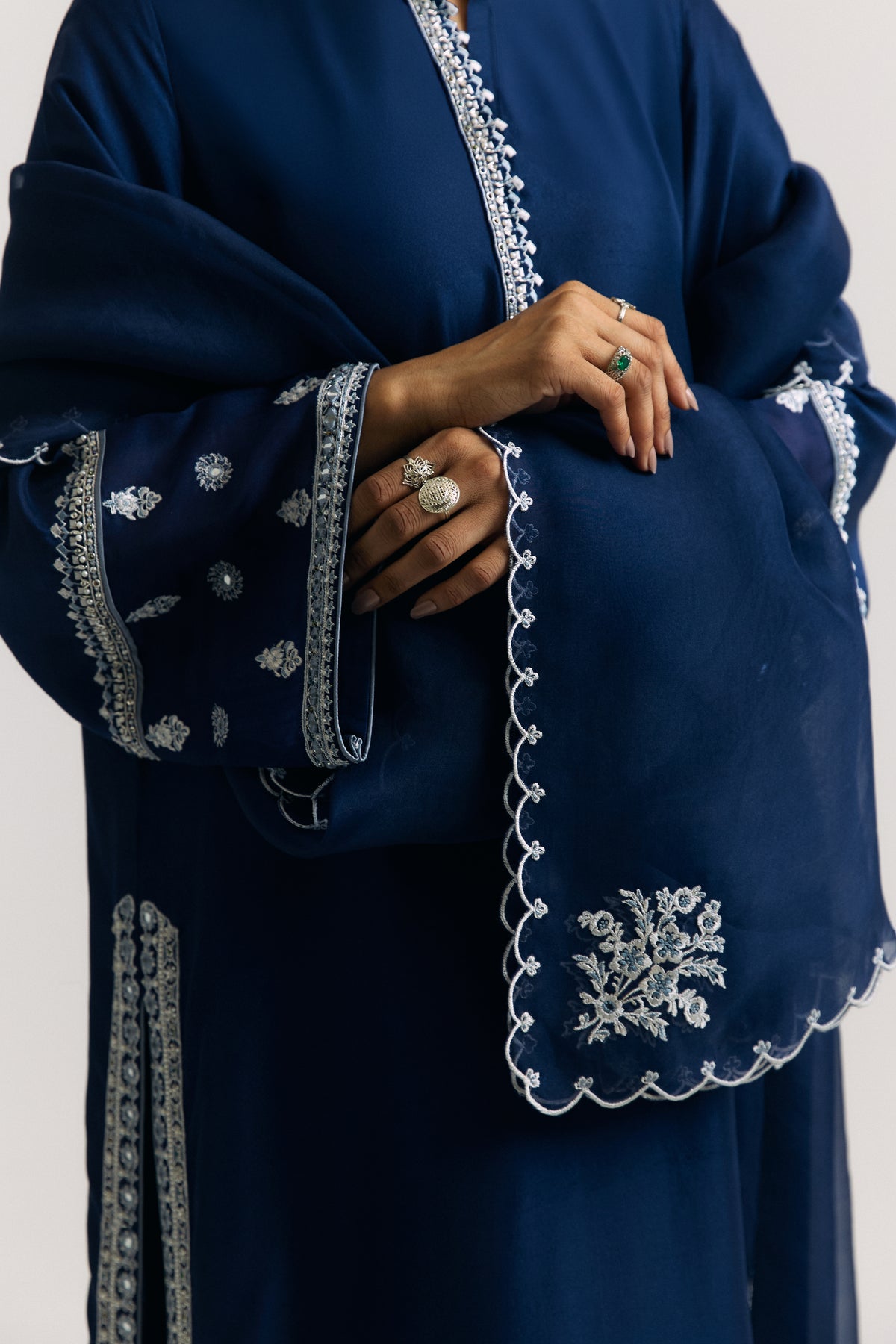 Elegant navy blue silk salwar kameez with organza dupatta online