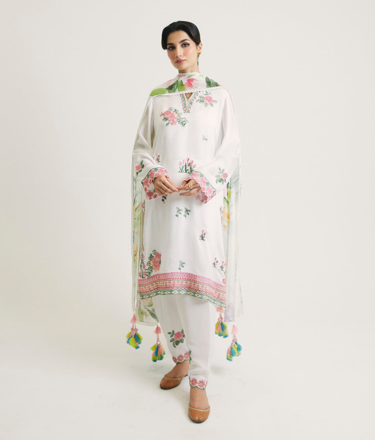 Mannam White Set — white embroidered rayon Pakistani kameez with all-over floral embroidery, embroidered back motif and silk tassel dupatta UK
