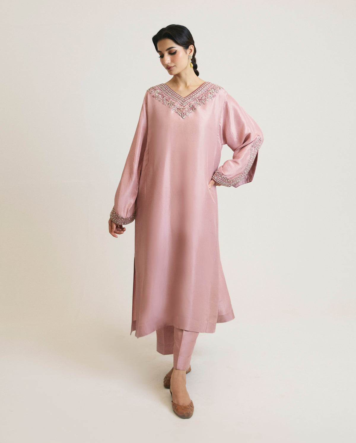 Mauve Phiran Set - Pure Raw Silk Embroidered Kashmiri Pheran Suit