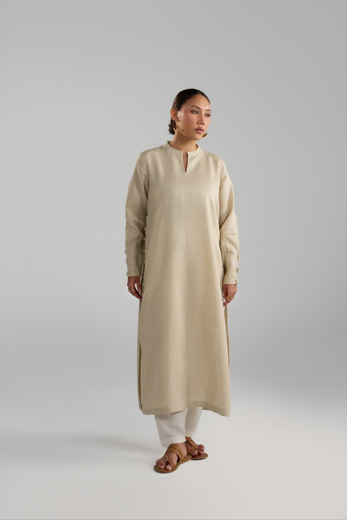 Birch Set beige kameez, front view with V-neckline and contrast shalwar