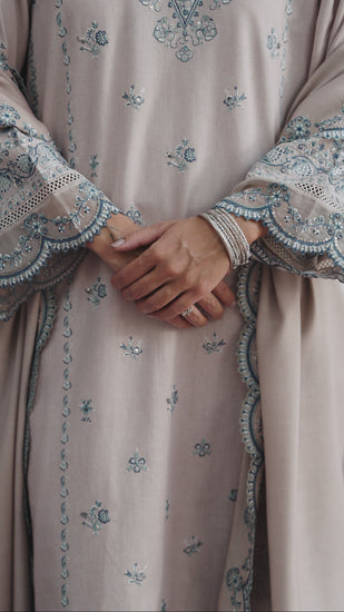 Pakistani khaddar kameez set with four-corner embroidered shawl available in the UK — Mannam